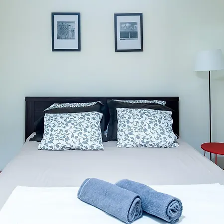 Houseloft Iktinou Plaza View Apartment