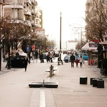 Houseloft Iktinou Plaza View Apartment Thessaloniki
